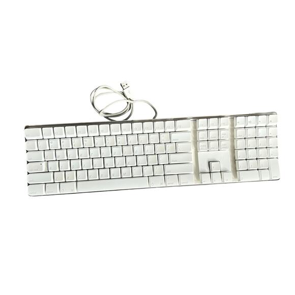 Apple Computer Keyboard Model A1048 Wired White Vintage Full Size - Picture 2 of 11